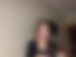 Lora's Live Sex Cam Show