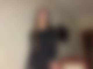 Live cam show with Lora - Young Adult on pussylord.com