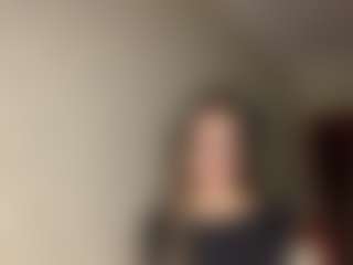 Live cam show with Lora - Lingerie on TottyGirls