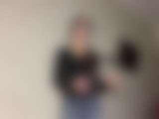 Lora's Live Sex Cam Show