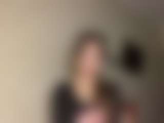 Lora's Live Sex Cam Show