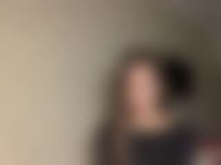 Lora's Live Sex Cam Show