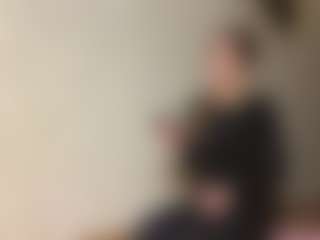 Lora's Live Sex Cam Show