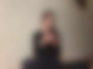 Lora's Live Sex Cam Show