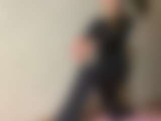 Lora's Live Sex Cam Show