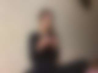 Lora's Live Sex Cam Show