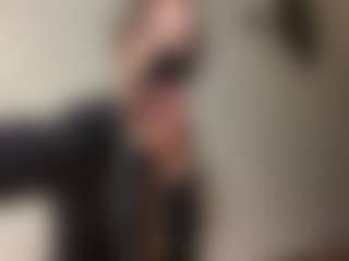 Lora's Live Sex Cam Show