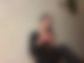 Lora's Live Sex Cam Show