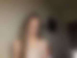 Lora's Live Sex Cam Show