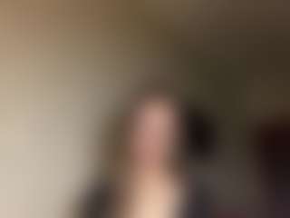 Lora's Live Sex Cam Show