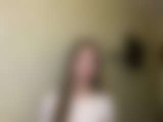 Lora's Live Sex Cam Show