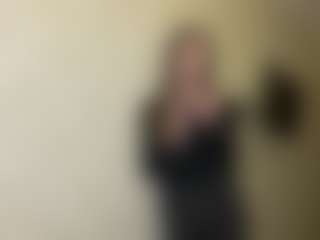 Lora's Live Sex Cam Show