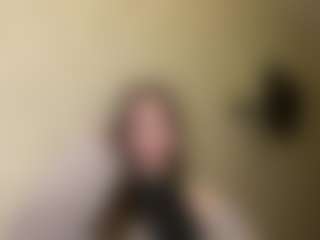 Lora's Live Sex Cam Show