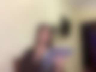 Lora's Live Sex Cam Show