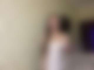 Lora's Live Sex Cam Show