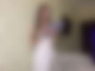 Lora's Live Sex Cam Show