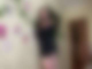 Lora's Live Sex Cam Show
