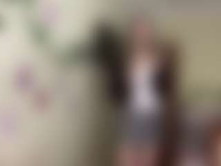 Lora's Live Sex Cam Show