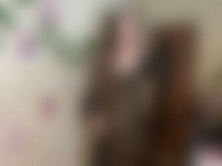 Live cam show with Lora - Granny on Camsoda
