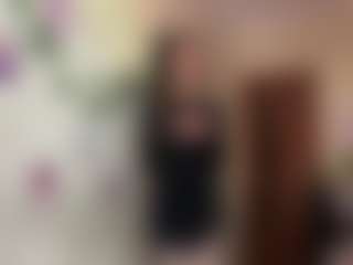 Live cam show with Lora - Handjob on Camiplay Live