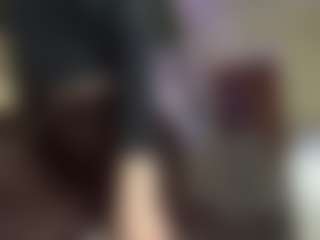 Live cam show with Lora - Athletic on xDating