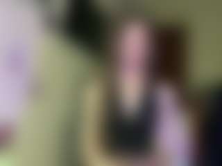 Lora's Live Sex Cam Show