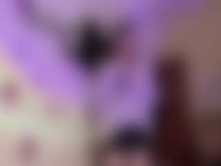 Live cam show with Lora - Granny Brown Hair on Gym Cam Girls