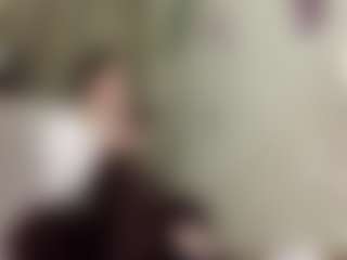 Lora's Live Sex Cam Show