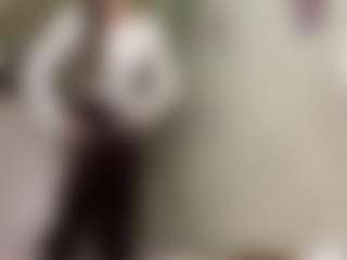 Live cam show with Lora - Athletic on Gym Cam Girls