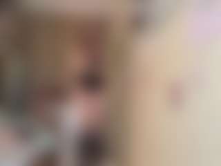 Live cam show with Lora - Granny Petite on Camsoda
