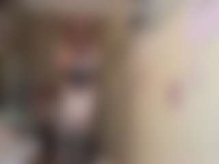 Lora's Live Sex Cam Show
