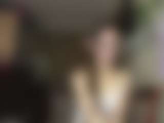Live cam show with Lora - Green Eyes on Milfs Live