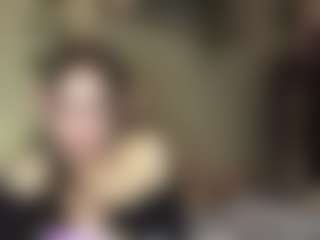 Live cam show with Lora - Green Eyes on Camsoda Late Night