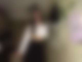 Live cam show with Lora - Granny Brown Hair on xplaylive.com
