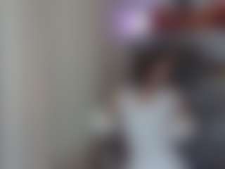 Live cam show with LindseyHogrefe - New Petite on sexytreat.net