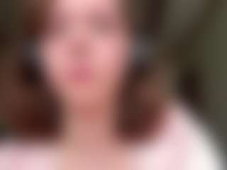 Live cam show with LoriaHuffine - New Brown Eyes on instabang