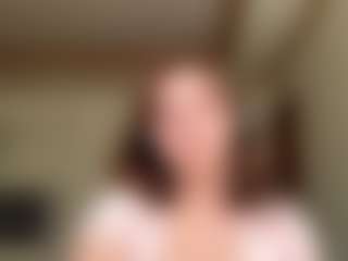 Live cam show with LoriaHuffine - Lovense Petite on eurowanks.com