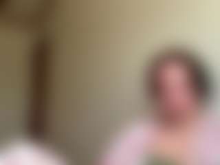 Live cam show with LoriaHuffine - Squirt Latina on Camsoda