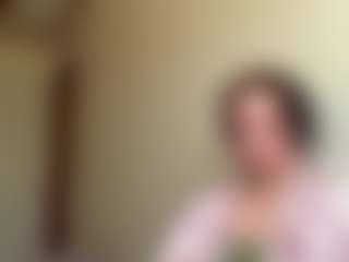 Live cam show with LoriaHuffine - Cum Brown Hair on Camsoda