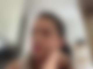 LouettaTornes's Live Sex Cam Show