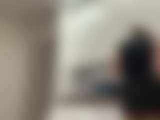 LouettaTornes's Live Sex Cam Show