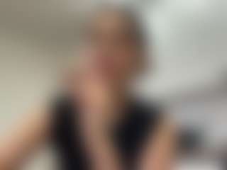 LouettaTornes's Live Sex Cam Show