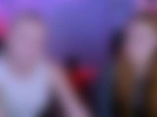 Live cam show with luna-veyra - Fingers on SmokeAndPoke