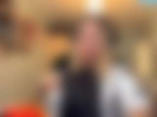Adel's Live Sex Cam Show