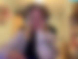 Live cam show with Adel - Blonde Hair on chickslive.net