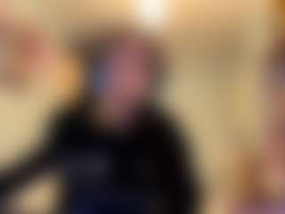Adel's Live Sex Cam Show