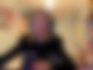 Adel's Live Sex Cam Show