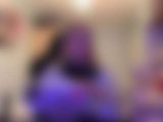 Adel's Live Sex Cam Show