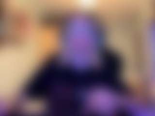 Live cam show with Adel - New Blowjob on TeamSkeetLive