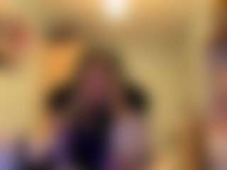 Adel's Live Sex Cam Show